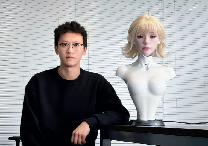 [环球人物强国号]胡宇航，造“...